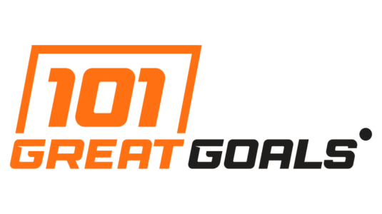 لاعبي بورنموث يحتفلون بفوزهم على إيفرتون في الدوري الإنجليزي الممتاز