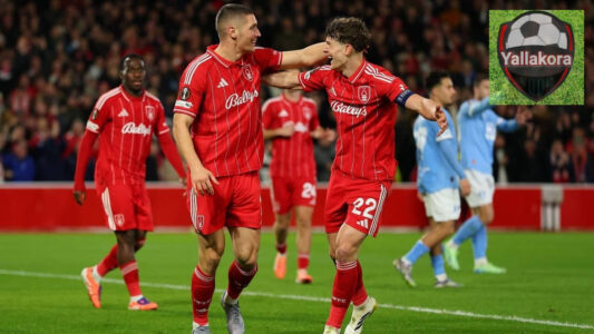 لاعبو أستون فيلا ونوتنغهام فورست يحتفلون بانتصاراتهم في الدوري الأوروبي