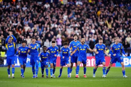 لقطة من مباراة وست هام وليدز في ربع نهائي كأس الاتحاد الإنجليزي